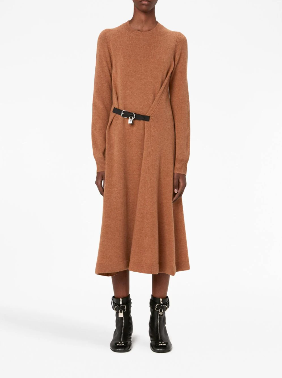 Kleid